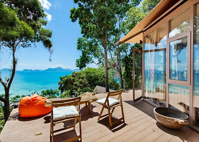 The Jungle Lodge -Glamping At Karuna El Nido